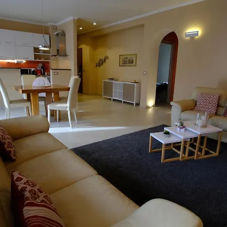 La Maison Du Boulevard Apartment Aosta