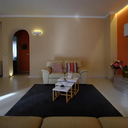 La Maison Du Boulevard Apartment Aosta